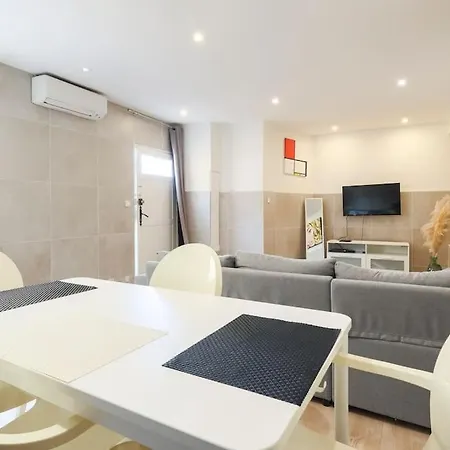 Apartman 54m2 *
